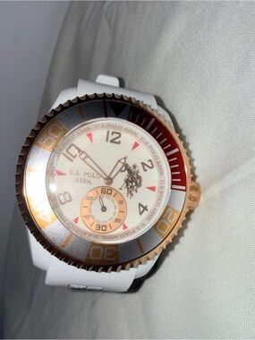 U.S. Polo Assn. White and Gold Men’s Sport Watch